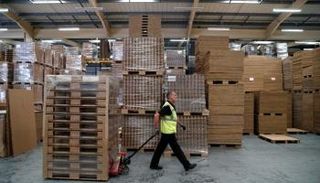 المصنعون البريطانيون يحذرون من 