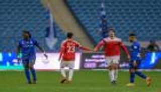 من الملعب إلى "تويتر".. نيران الوحدة السعودي تلتهم الهلال