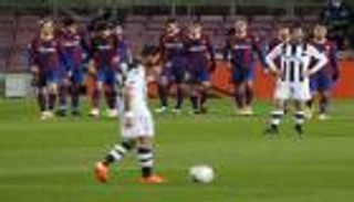 بهدف تاريخي.. ميسي يعيد برشلونة إلى طريق الانتصارات