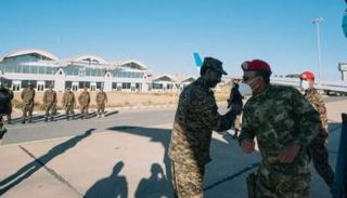 في مطار بمقلي ، حاضرة إقليم تجراي