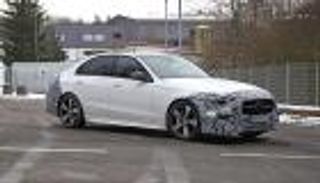 تعرف على مفاجأة مرسيدس في سيارتها الجديدة من الفئة C