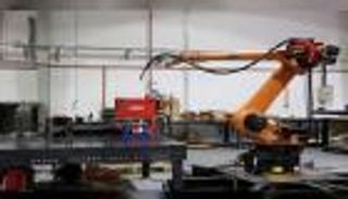 "ستراتا" الإماراتية تسلم أول شحنة من المثبت العمودي لطائرات بوينج