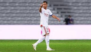 جمال بلعمري لاعب ليون الفرنسي