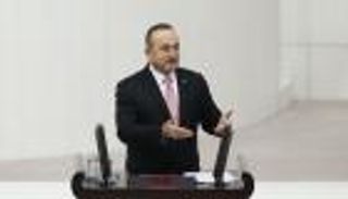 جاويش أوغلو يهدد المعارضة.. أردوغان يخطط لانقلاب بتركيا