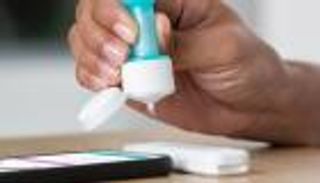 أمريكا تعتمد أول فحص منزلي سريع لكورونا 