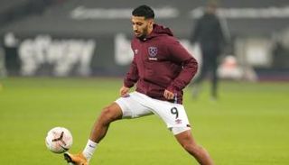 سعيد بن رحمة لاعب وست هام الإنجليزي