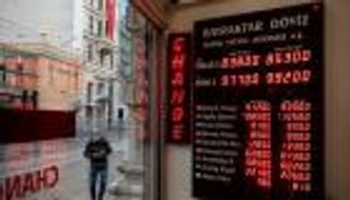 الليرة التركية في 2021.. انخفاض متوقع للعام التاسع على التوالي