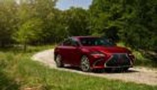 لكزس تدعم "ES" لعام 2021 بمواصفات فخمة.. هل تنافس مرسيدس E53 وأودي A7؟