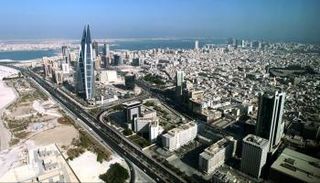 في يومها الوطني.. 42 مليار درهم تجارة البحرين وأبوظبي