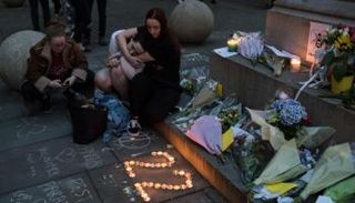 أهالي ضحايا تفجير مانشستر