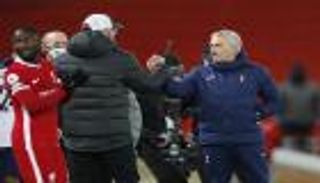 الدوري الإنجليزي.. مورينيو يتهكم على كلوب وجوارديولا