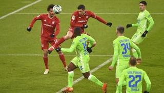 بايرن ميونيخ ضد فولفسبورج