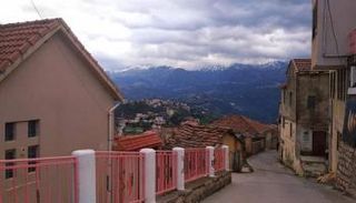 قرية بني يني الجزائرية الواقعة بمنطقة القبائل