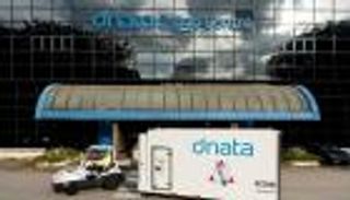 للسنة الـ10.. "دناتا" أفضل مزود لخدمات المناولة الأرضية