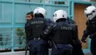 اليونان تحتجز مسؤولا في قنصلية تركيا بتهمة التجسس