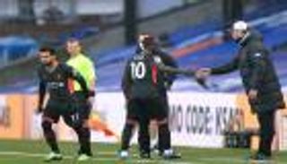 مدرب ليفربول يعلق على انتقادات "المحبط" محمد صلاح