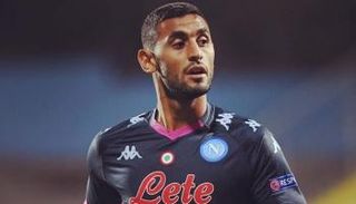 الجزائري فوزي غلام لاعب نابولي