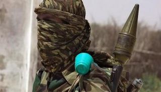 أحد عناصر حركة الشباب الإرهابية - أرشيفية