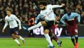 هداف الدوري الإنجليزي.. محمد صلاح القياسي يحطم رقم هنري