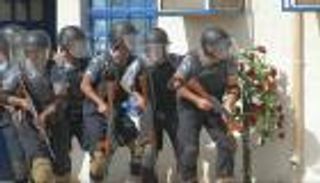 العراق.. ضبط متهمين بابتزاز النساء وعصابة اتجار بالبشر 