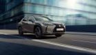 لكزس تطلق أيقونتها المدمجة UX الجديدة