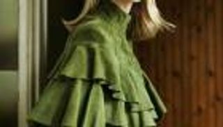 بالصور.. الأخضر بطل أزياء شتاء 2021