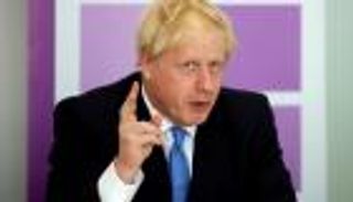 خبير بريطاني يحذر: الإغلاق التام وإلا "كارثة بشرية"