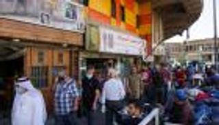 العراق يواجه سلالة كورونا الجديدة بغلق المطاعم والمولات