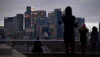 تطورات نقل وظائف القطاع المالي من بريطانيا إلى أوروبا في ظل بريكست