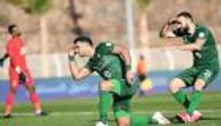 بعد إنجازه التاريخي.. عمر السومة يفاجئ جماهير الأهلي السعودي