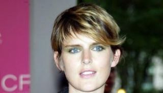 عارضة الأزياء ستيلا تينانت