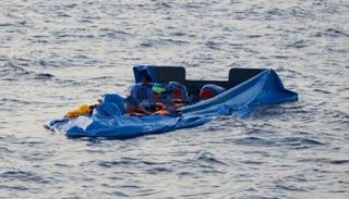 غرق مركب هجرة غير شرعية - أرشيفية