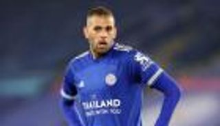 لاعب برشلونة الأسبق يعقد انتقال سليماني لعملاق فرنسا