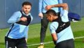 ضربة موجعة.. كورونا يصطاد ثنائي مانشستر سيتي