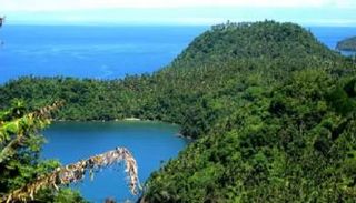 زلزال يضرب منطقة ميندورو بالفلبين