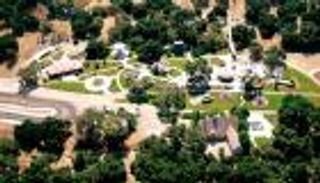 مزرعة مايكل جاكسون في قبضة ملياردير أمريكي.. كم السعر؟