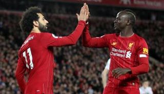 ساديو ماني مع محمد صلاح