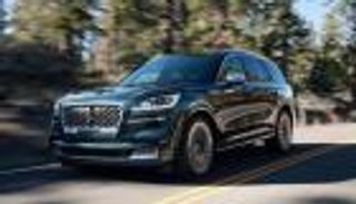 وحوش الطرق الوعرة.. أقوى سيارات دفع رباعي أمريكية الصنع