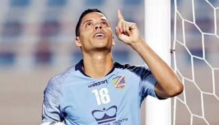 باتريك فابيانو مهاجم السالمية