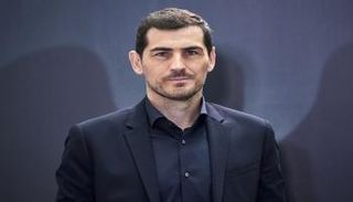 إيكر كاسياس حارس ريال مدريد ومنتخب إسبانيا الأسبق