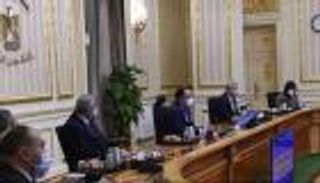 مصر تواجه "موجة كورونا الثانية" بغرامات فورية