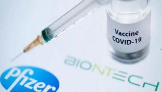 إقبال كبير على لقاح فايزر/بايونتيك ضد كورونا