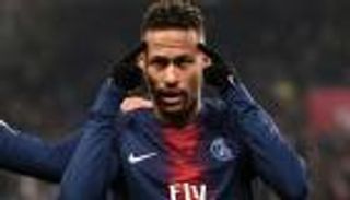 نيمار ملك الاستهتار.. احتفل في منزله وتجاهل كورونا