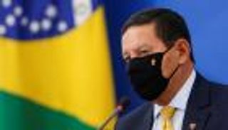 كورونا يهاجم الرجل الثاني بالبرازيل