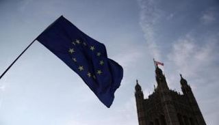 بريطانيا تستمر في استخدام منصة 