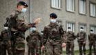 فرنسا تعلن مقتل 3 من جنودها في مالي