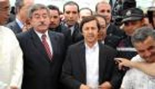 "غسل الأموال" تهمة جديدة بملف فساد شقيق بوتفليقة