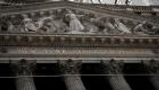 التحفيز يقود وول ستريت لمستويات قياسية مرتفعة 