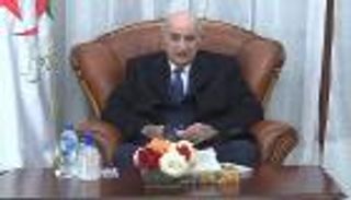 تبون يعود إلى الجزائر بعد رحلة علاج من كورونا