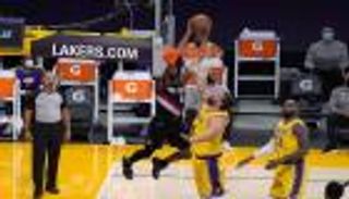 حامل اللقب يعاني.. ليكرز يتلقى هزيمته الثانية في دوري السلة الأمريكي